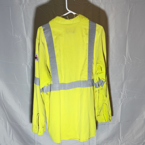 Bulwark FR Hi-Vis Button Up - Picture 6 of 6